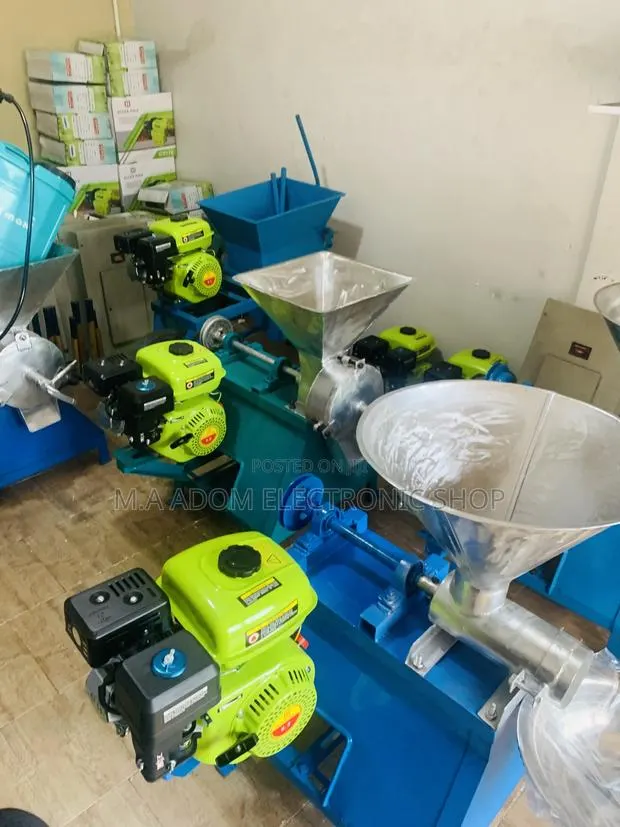 Fufu Pounding Machine Powered By Petrol · Photo 1