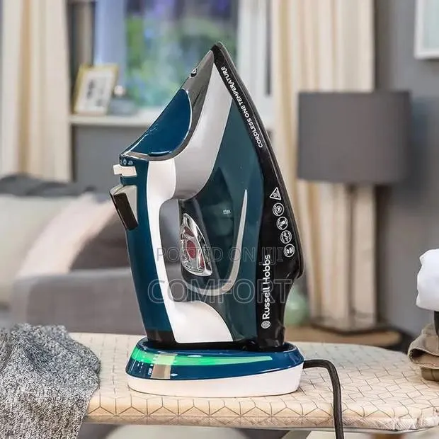 Russell Hobbs Cordless One Temperature Iron (2600w) · Photo 1