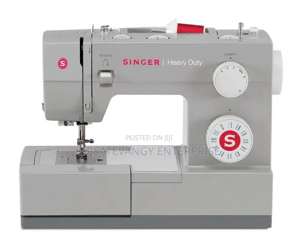 Singer Heavy Duty Sewing Machine · Photo 1
