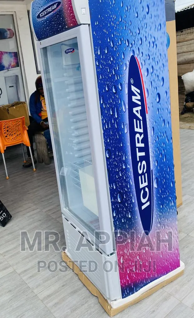Extremely Chilling IcestreamUpright Display Fridge,UNI-400c · Photo 1