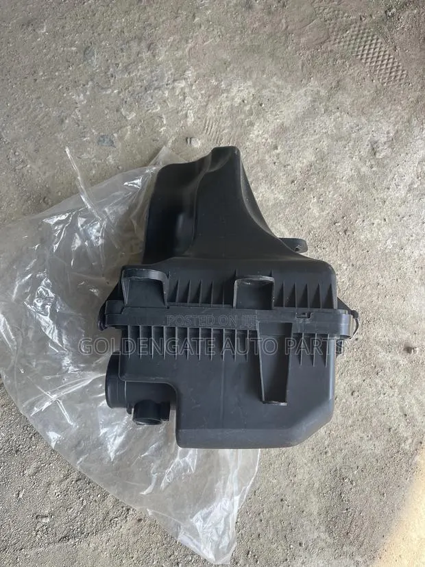 Mazda CX30 Aircleaner Box · Photo 1