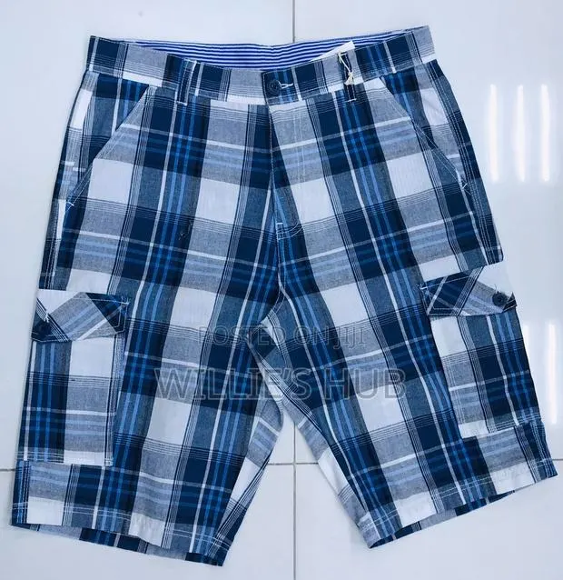 Uk Cotton Shorts · Photo 1