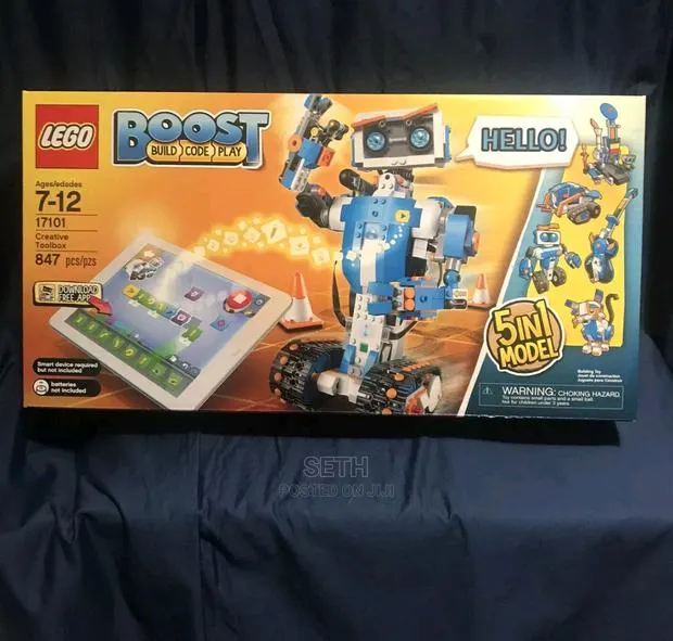 LEGO BOOST Creative Toolbox (17101) · Photo 1