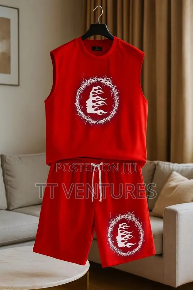 Flame Crown Sleeveless Set · Photo 1