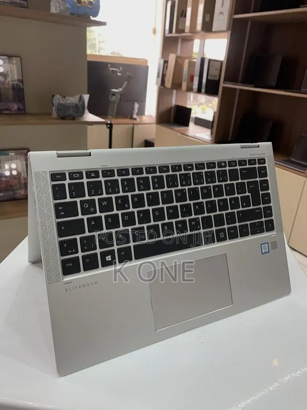 Laptop HP EliteBook 1040 G4 8GB Intel Core i5 SSD 256GB · Photo 1