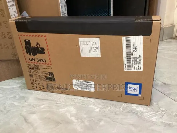 New Laptop HP 16GB Intel Core Ultra 5 SSD 512GB · Photo 3