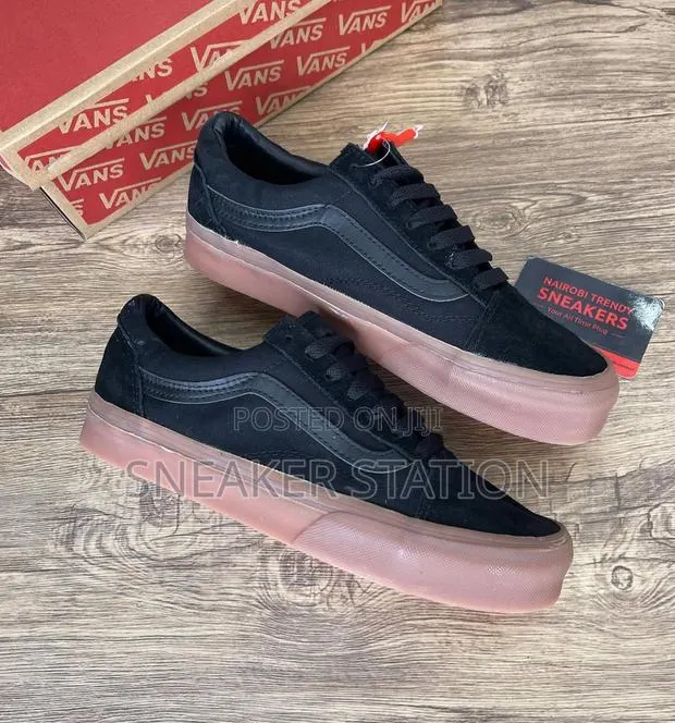 Authentic Old Skool Vans Black/Brown · Photo 1