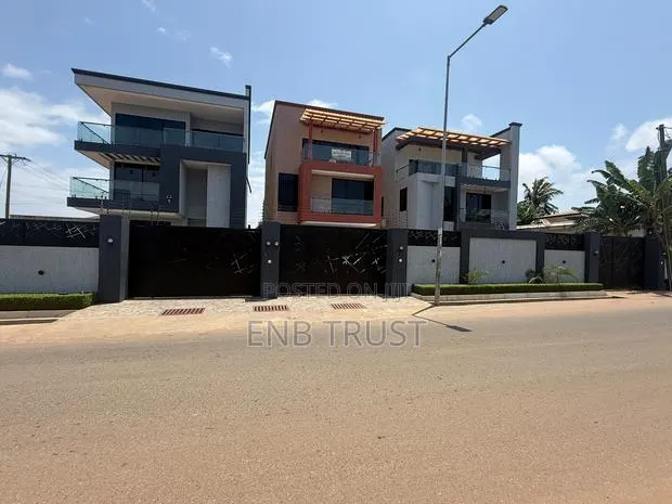 5bdrm Duplex in Lartebiokorshie for rent · Photo 1