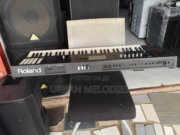 Roland FA-06 Music Workstation Keyboard · Photo 4