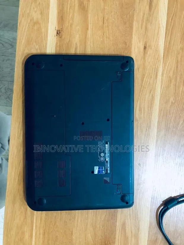 Laptop Dell Latitude 3440 4GB Intel Core i5 HDD 4T · Photo 1