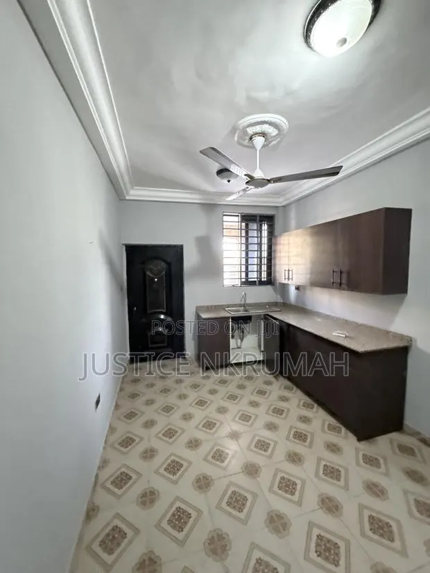 2bdrm Apartment in Old Barrier for rent · Photo 1