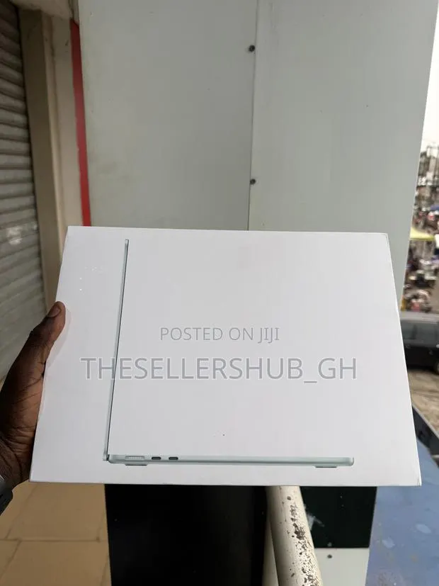 New Laptop Apple MacBook Air 2026 M5 16GB Apple M5 SSD 1T · Photo 1