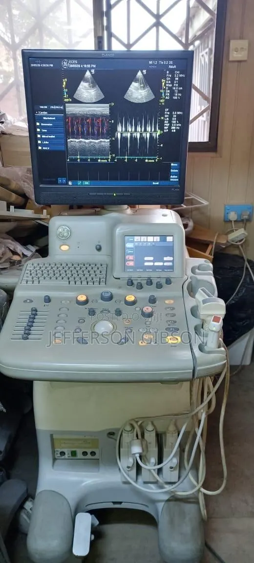 Ge Logic 5 Ultrasound Scan With 4 Probe · Photo 1