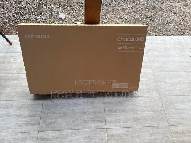 Samsung Crystal Uhd Tv Sharp Resolution Rich Colors · Photo 1