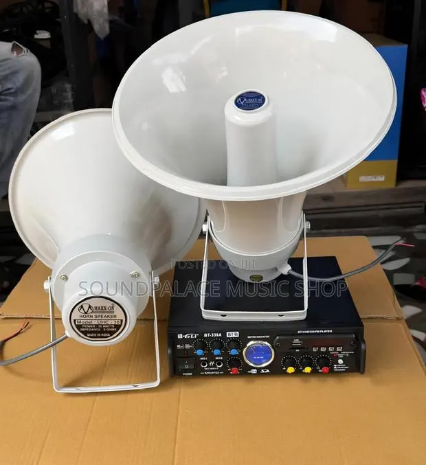 Maxx-on UHC-30 PA Horn Speaker and Amplifier Set · Photo 1
