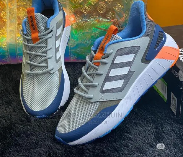 Adidas Cloudf · Photo 1