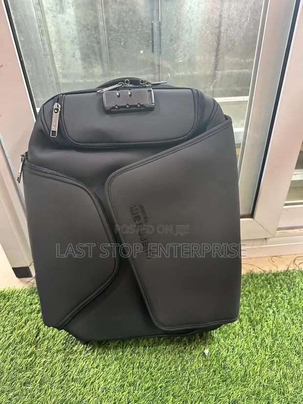 Quality and Classic Office /Laptop Bag · Photo 1
