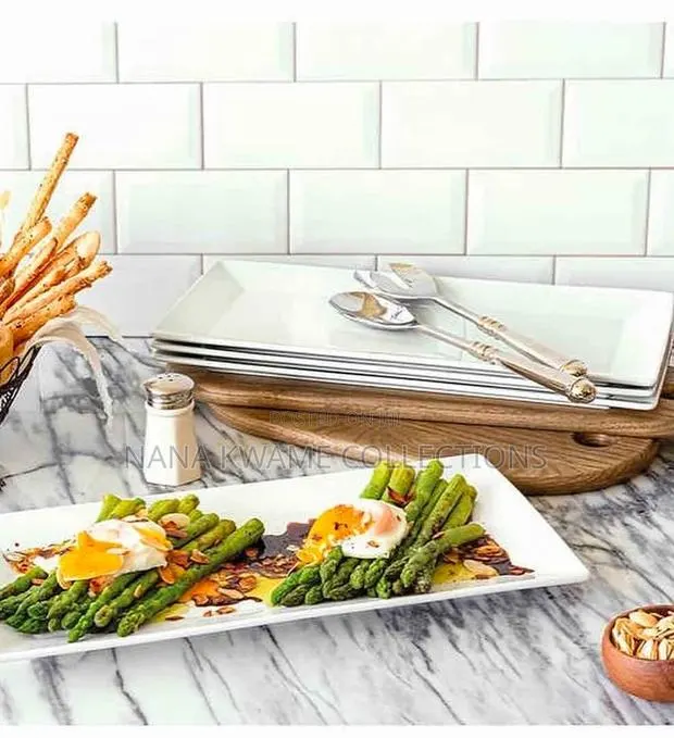 ESSENTIALS 4 Set Platters Tray · Photo 1