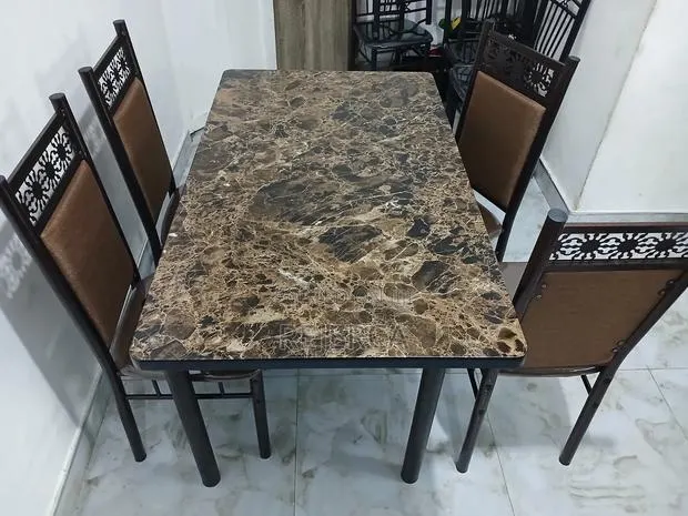 Durable Dinning Set · Photo 1