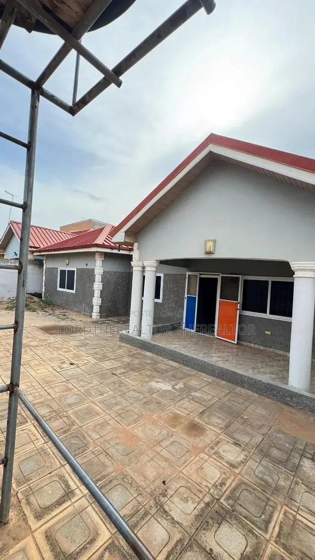 3bdrm House in CP for rent · Photo 1