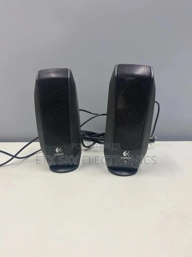 Logitech S120 Stereo Speakers · Photo 1