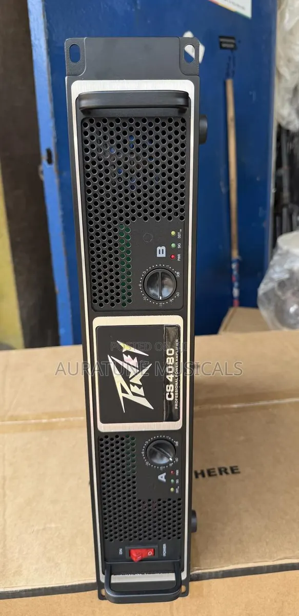 Peavey Cs 4080 Professional Power Amplifier · Photo 1