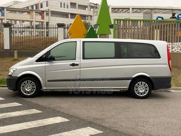 Mercedes-Benz Vito 2011 Grey · Photo 1