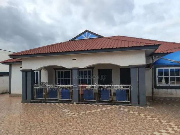 4bdrm House in Santasi Ampabame, Kumasi Metropolitan for sale · Photo 1