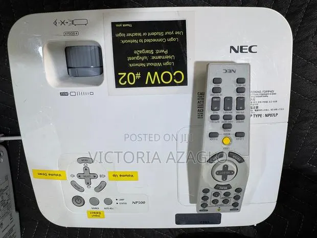 NEC NP500 Projector - High Graphics · Photo 1