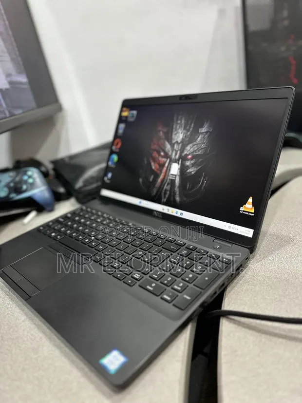 Laptop Dell Latitude 5500 16GB Intel Core i5 SSD 256GB · Photo 1