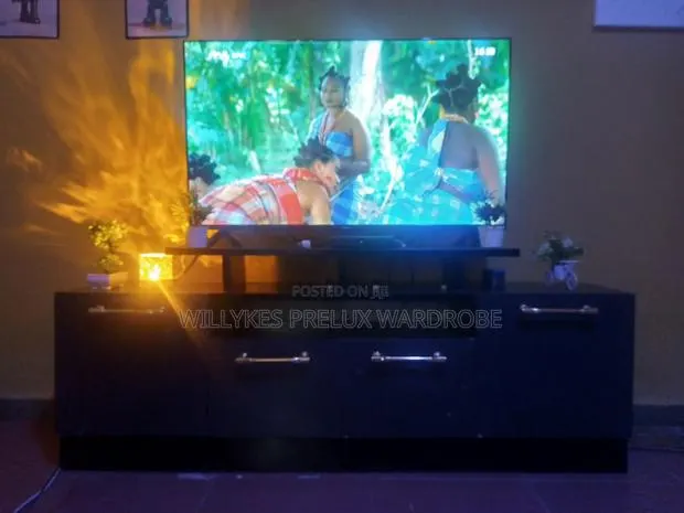 Standard 6ft TV Stand · Photo 1