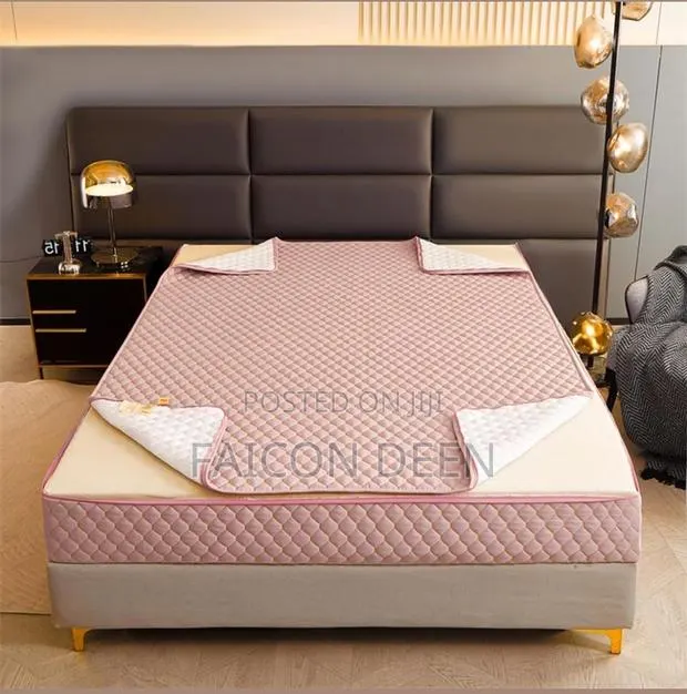 Act Fast Your Mattress Needs This(All Round Zipper Mattress Protector · Photo 1