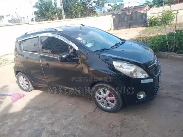 Chevrolet Spark 2014 Black · Photo 1