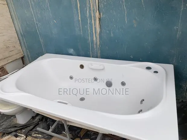 Jacuzzi for Sale · Photo 1