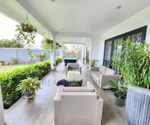 5bdrm House in Airport Residential Area for rent · Photo 1