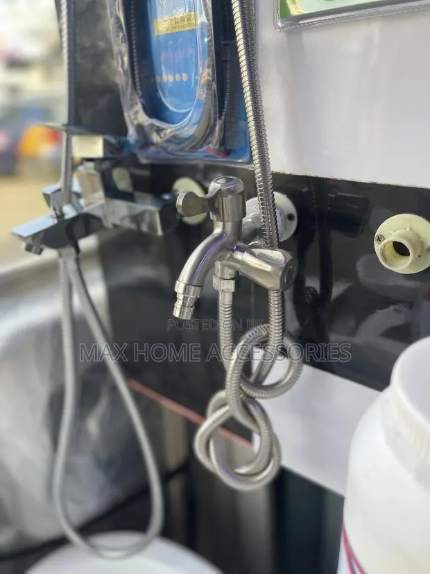 Single Shower Tap · Photo 1