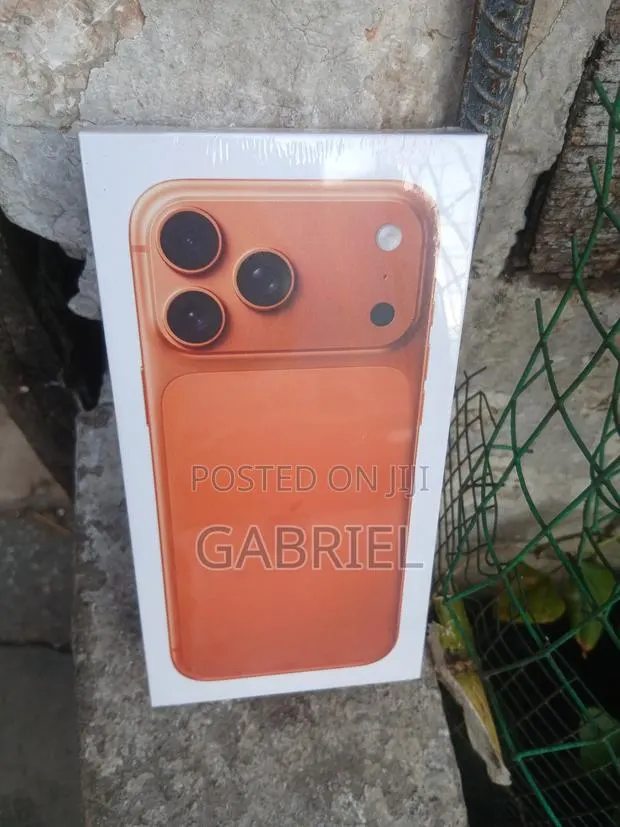 New Apple iPhone 17 Pro Max 1 TB Orange · Photo 1