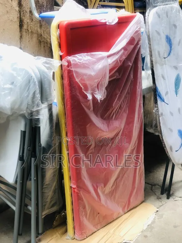 Plastic Table for Kids/Kids Table · Photo 3