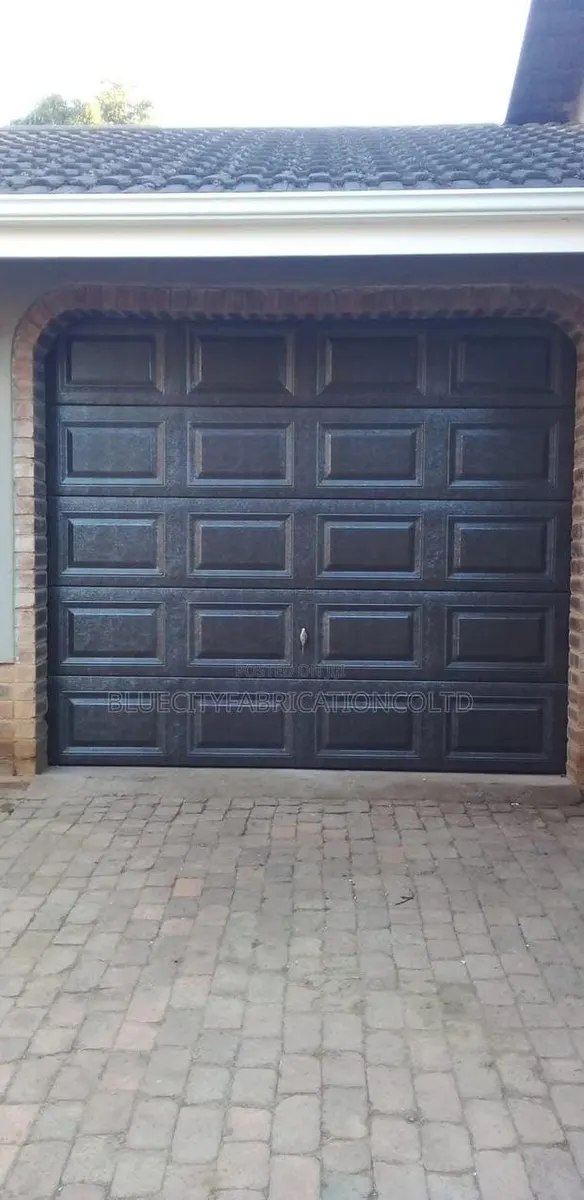 Automated Garage Door 9ft X 8ft Black · Photo 1