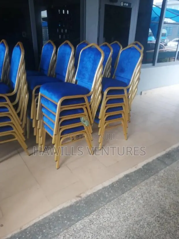 Auditorium Blue Chair · Photo 1