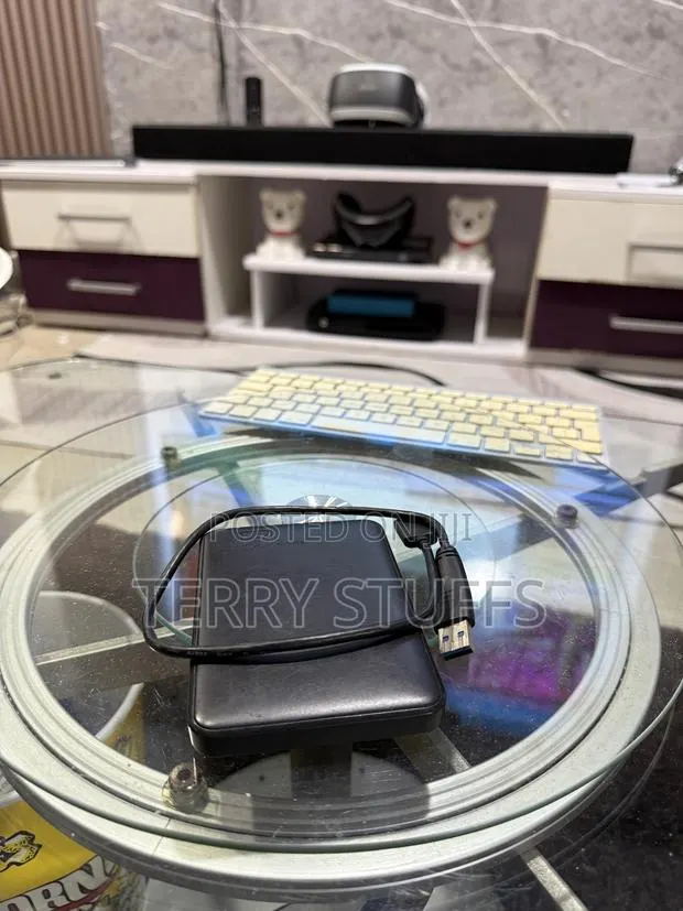 WD External Drive · Photo 1