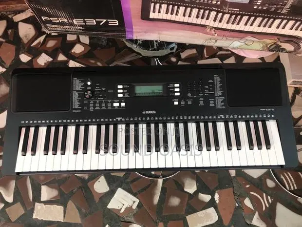 Yamaha PSRE373 61-Key Touch Sensitive Portable Keyboard · Photo 1