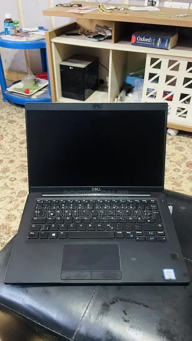 Laptop Dell Latitude 7390 8GB Intel Core i5 HDD+SSD 256GB · Photo 1