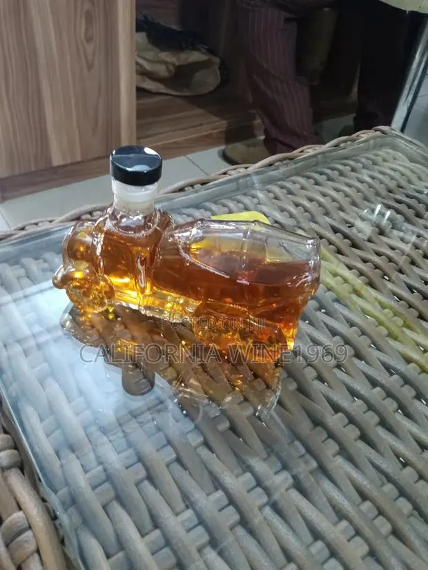 Decorative Bottle · Photo 1
