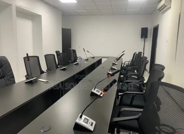 Complete Conference Pa System(Microphones,Speakers) · Photo 1