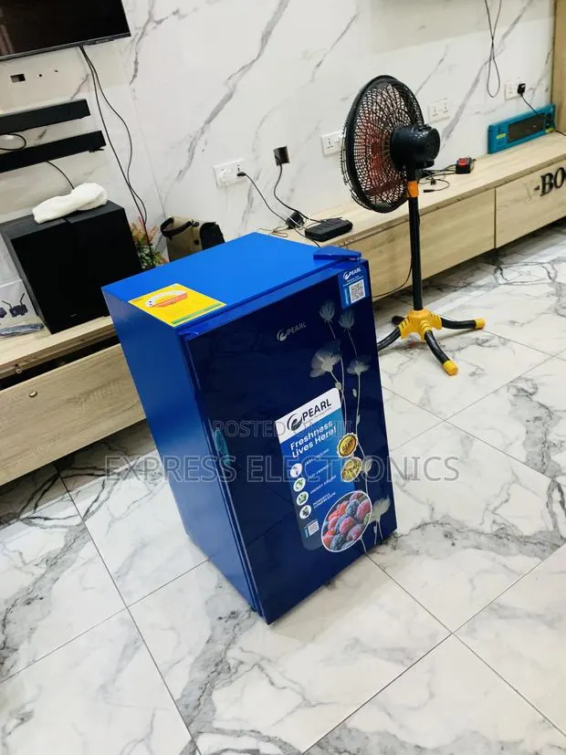Blue Single Door Fridge Pearl 80l · Photo 1
