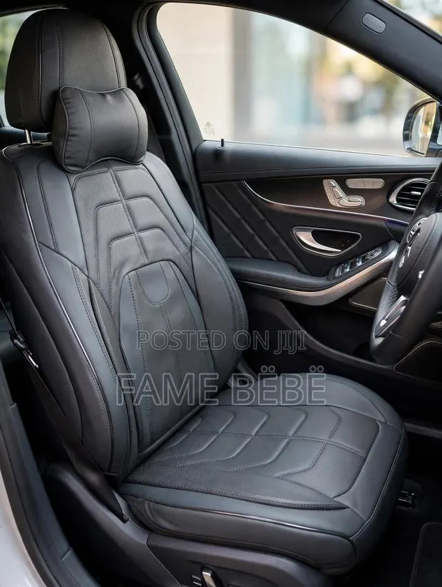 Luxury All-Black Premium Leather Seat Cover 🖤 · Photo 1