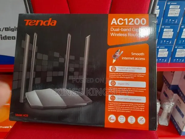 DUAL-Band GIgabit Router · Photo 1