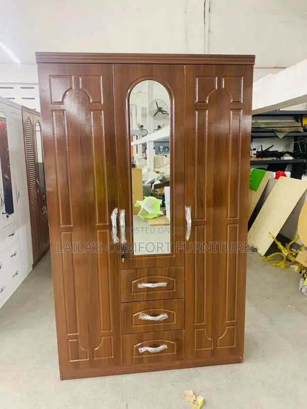 Imported Three Doors Wardrobe · Photo 1