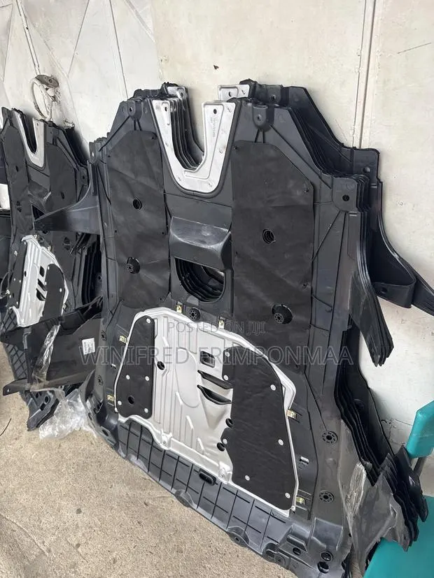 Civic 2016,2017,2018,2019,2020,2021,2022 Engine Panel · Photo 1